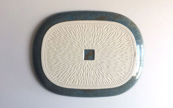 【瀬戸焼】 HANAtoHA ナデ角 大皿 2枚 (青) 【カネ三商店】 / 食器 皿 プレート ギフト / 瀬戸市 [BBDD022]