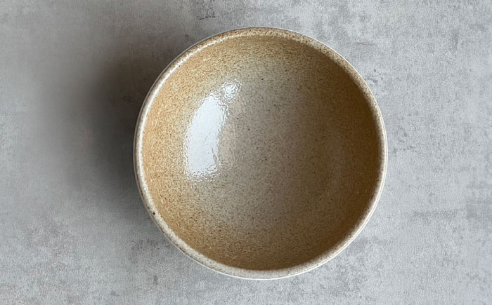 【瀬戸焼】 Komasujibori こま筋彫 飯椀 2個 (白) 【カネ三商店】 / 食器 茶碗 ご飯茶碗 ギフト / 瀬戸市 [BBDD037]