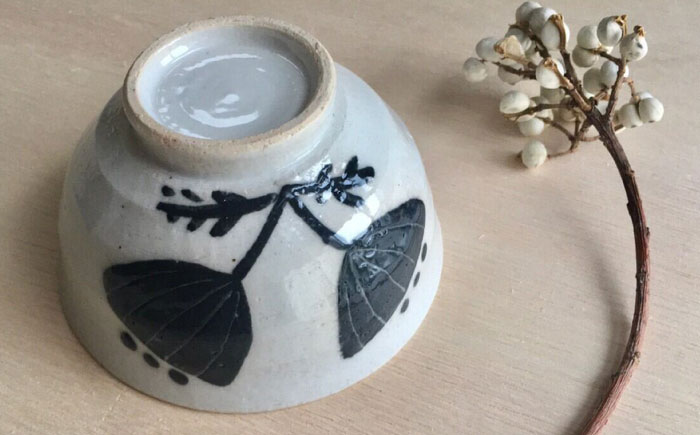 【瀬戸焼】 モノトーン花 飯椀B 2個 【カネ三商店】 / 食器 茶碗 ご飯茶碗 ギフト / 瀬戸市 [BBDD044]