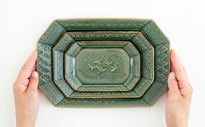 【瀬戸焼】 陽刻 クリムト 3サイズセット / 瀬戸市 / 【SUIYO】 / 食器 電子レンジ対応 小皿 セット ギフト [BBAF017]