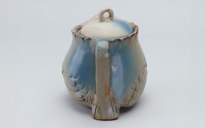 【瀬戸焼】動物のポット 青フクロウ【かしわ窯】 / 瀬戸焼 ギフト ポット ティーポット 急須 茶器 [BBAJ010]