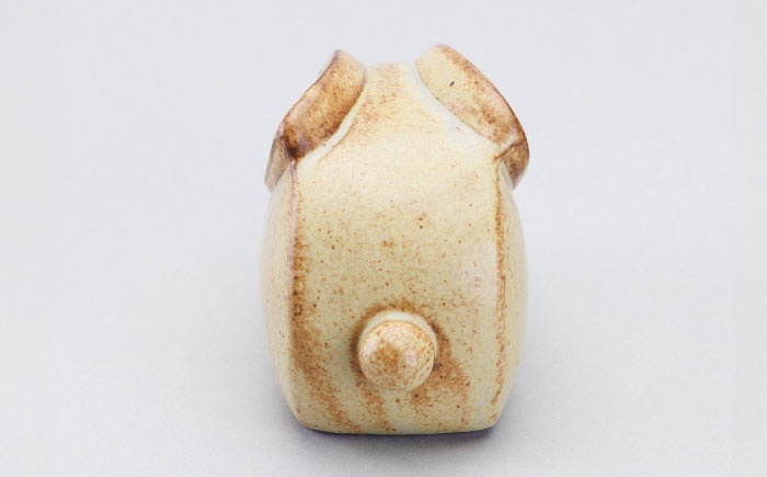 【瀬戸焼】 置物 うさぎ フラット 【かしわ窯】 / インテリア 雑貨 オブジェ ギフト / 瀬戸市 [BBAJ043]