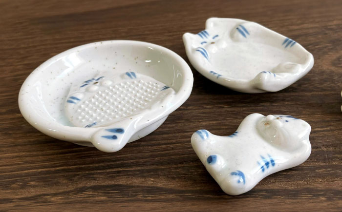 【瀬戸焼】瀬戸焼猫の形のお皿 5点セット【株式会社まるたか水野コーポレーション】 / 皿 食器  ギフト プレゼント / 瀬戸市 [BBBF017]