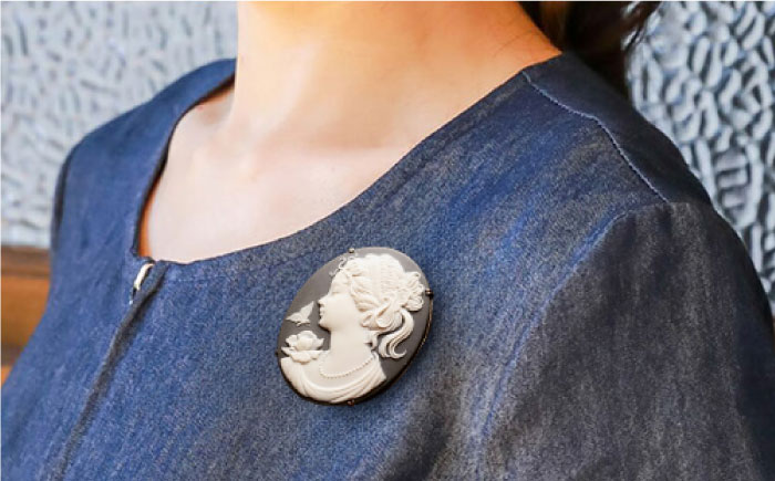 グランカメオ バタフライ（大） ブローチ ペンダントトップ / アクセサリー 装飾品 ブローチ ペンダント カメオ アンティーク レトロ / 瀬戸市 / 陶華 [BBCD001]