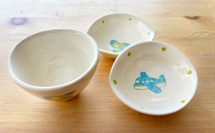 【瀬戸焼】子供用食器5点セット（飛行機・ロケット）贈答品対応【窯元SOUSEN】/食育 子育て ギフト [BBCQ011]