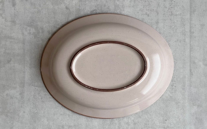 【瀬戸焼】リムカレー皿 2枚セット（桃）【株式会社カネ三商店】 / 皿 食器 カレー皿 ギフト プレゼント / 瀬戸市 [BBDD013] 桃