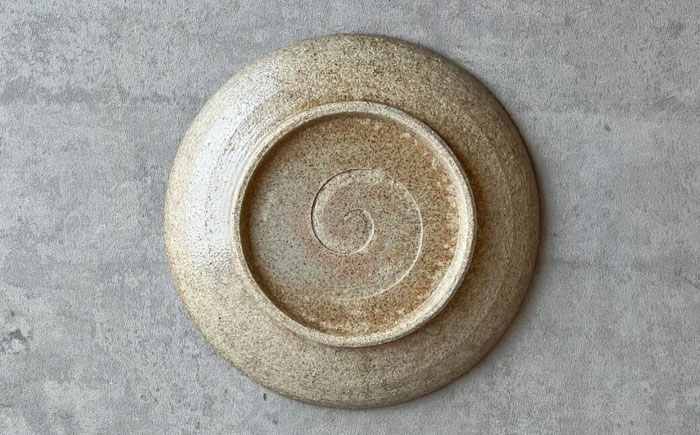 【瀬戸焼】 Komasujibori こま筋彫 小皿 5枚 (白) 【カネ三商店】 / 食器 皿 プレート ギフト / 瀬戸市 [BBDD041]