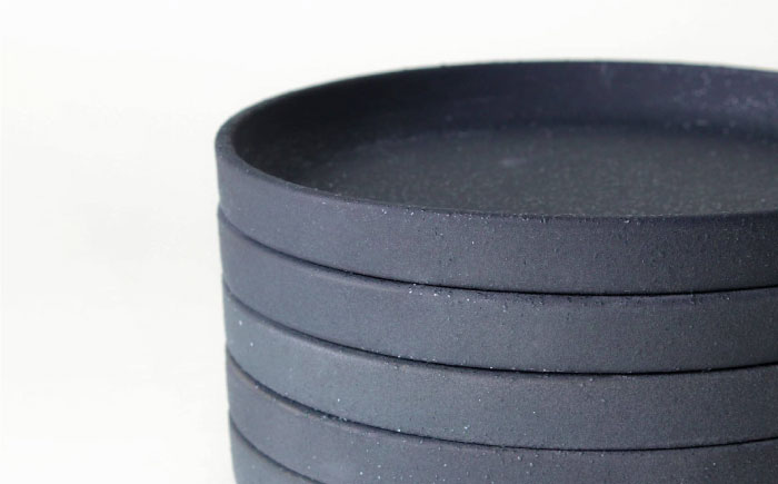 【瀬戸焼】切立丸プレート(16cm) いぶし黒 2枚セット【ヤマハツクリタ株式会社】 / 食器 和食器 丸皿 / 瀬戸市 [BBDV029] いぶし黒