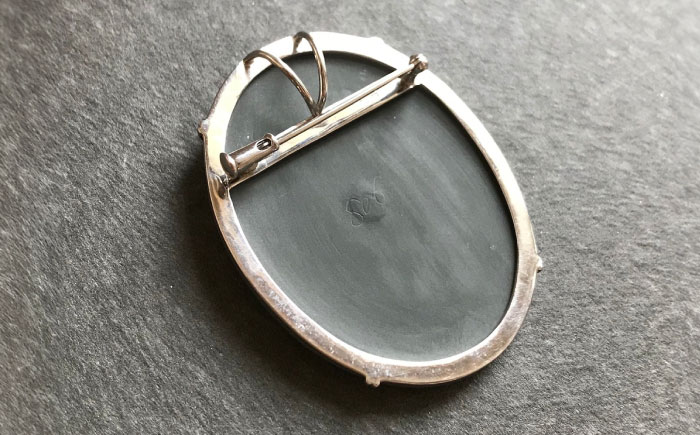 【GRAND CAMEO】　花飾り ブローチ＆ペンダントトップ 大 / アクセサリー 装飾品 ブローチ ペンダント カメオ アンティーク レトロ / 瀬戸市 / 陶華 [BBCD007]