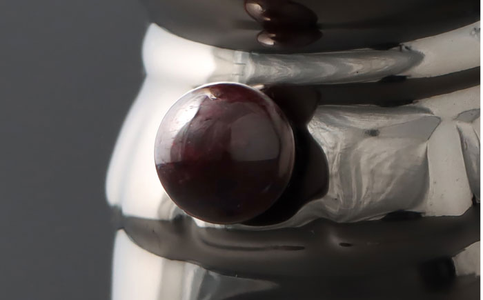 【瀬戸焼】＜招き猫＞Jeramic 2体セット ゴールド&プラチナ ガーネット1月 【m.m.d.】 / インテリア ネコ 風水 誕生石 [BBAC006]