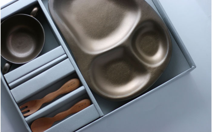 【瀬戸焼】 ベビーテーブルウェアセット lanz m.m.d. 1セット / 瀬戸市 / 【ｍ．ｍ．ｄ．】 / ベビー用品 食器 プレート カトラリー [BBAC015]