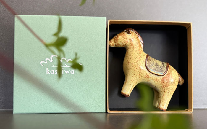 【瀬戸焼】オブジェ　木馬　黄色（D10）【かしわ窯】/ オブジェ インテリア 木馬  / 瀬戸市[BBAJ026]