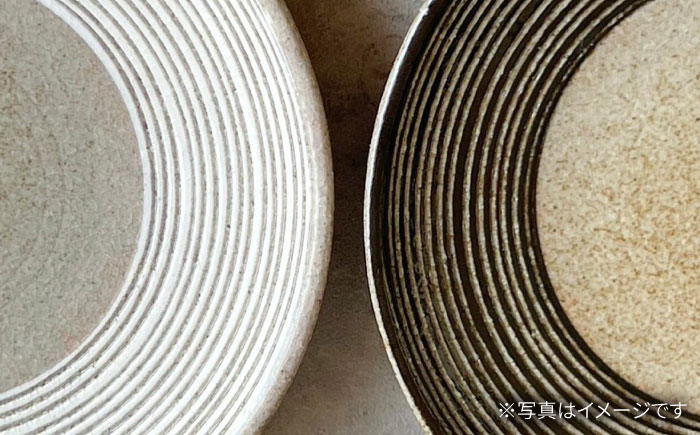 【瀬戸焼】 Komasujibori こま筋彫 小皿 5枚 (白) 【カネ三商店】 / 食器 皿 プレート ギフト / 瀬戸市 [BBDD041]