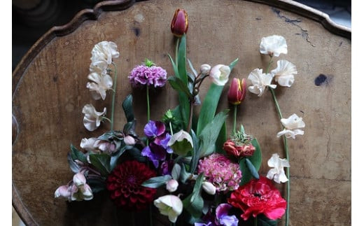 【定期便】季節の切り花セットM（６ヶ月間毎月お届け）