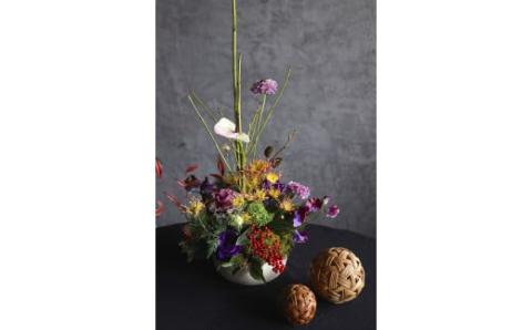 ■お正月限定■ [ お任せ ] 華やかフラワーアレンジメント ※2025年12月下旬に順次発送予定 ※12月31日までにお届け