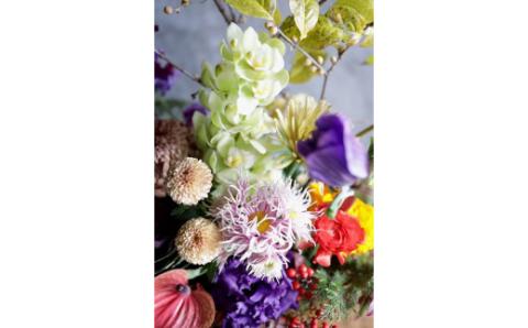 ■お正月限定■[ お任せ ] 豪華フラワーアレンジメント ※2025年12月下旬に順次発送予定 ※12月31日までにお届け