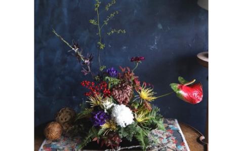 ■お正月限定■[ お任せ ] 豪華フラワーアレンジメント ※2025年12月下旬に順次発送予定 ※12月31日までにお届け