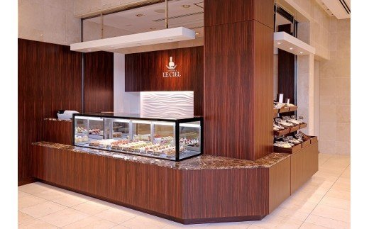 ホテルプラザ勝川オリジナル焼菓子アソート18個入り