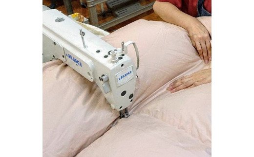 ホテル仕様羽毛布団　シングルサイズ150×210