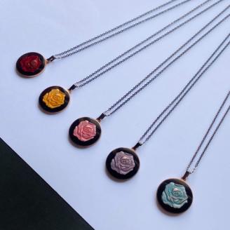 七宝焼アクセサリー(バラのペンダント)【藤】	