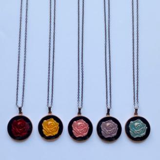 七宝焼アクセサリー(バラのペンダント)【藤】	