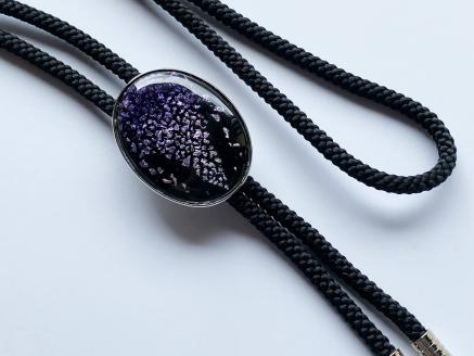 藤の七宝焼ループタイ	