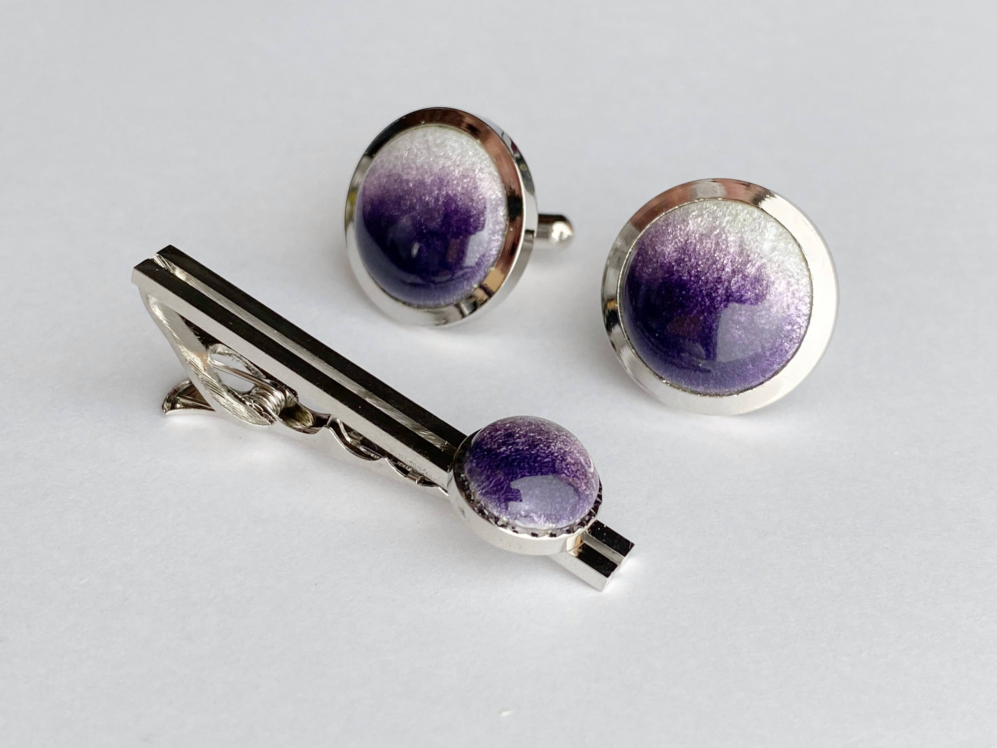 藤色の七宝焼ネクタイピン(丸)＆カフスセット