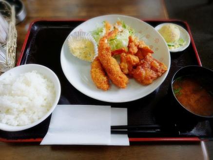 お腹も心も「満腹チケット	」