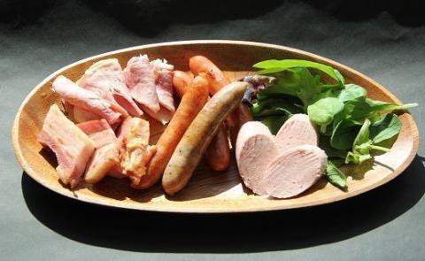 期間限定  ドレッシング1本付き 厳選三河豚のハム＆ソーセージスペシャルセット H094-032