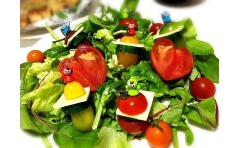 【4月～6月の定期便】たっぷり約2㎏×3回！ 人気No.1トマトベリーの定期便 野菜ソムリエサミット 金賞 受賞 長田農園 産地直送 トマト とまと 野菜 やさい フルーツ サラダ 濃厚 甘い ご褒美 プレゼント 美容 健康 リピート多数 人気 高評価 数量限定 碧南市 H004-131