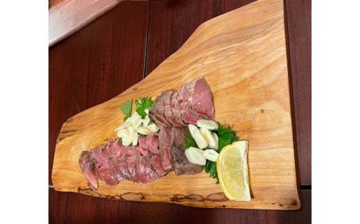 木製カッティングボード 〈カエデ〉 和 まな板 楓 キッチン用品 雑貨 調理器具 料理 アウトドア プレゼント 贈り物 1点もの 木材 天然木 H176-003