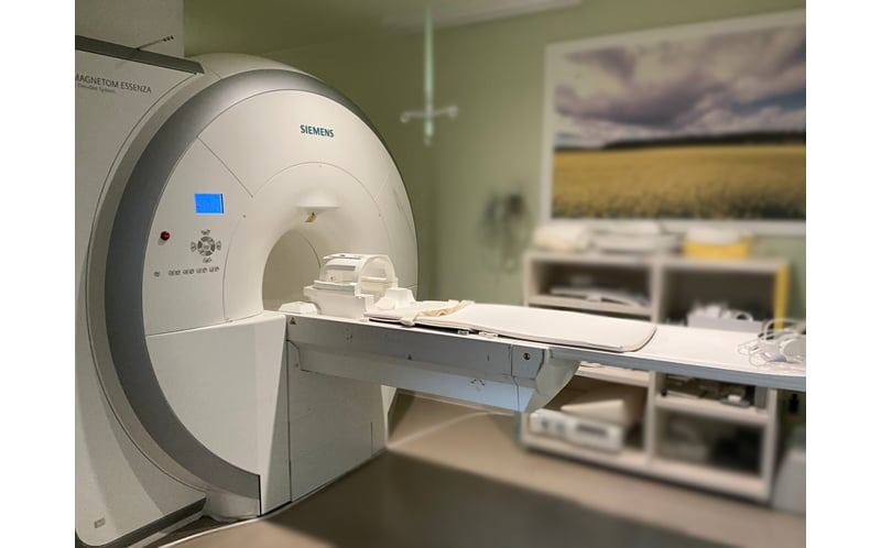 小林記念病院脳ドック 利用券 1名様分 脳 MRI MRA 眼底検査 健診 健康診断 健康 脳 脳疾患 脳梗塞 脳動脈瘤 生活習慣病 券 チケット ギフト 贈り物 愛知県 碧南市 H203-004