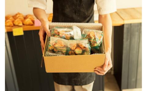 全粒粉ちびクロワッサン　どーんと1kg 約125個！（10個入り12袋+4～5個入り1袋） H087-009