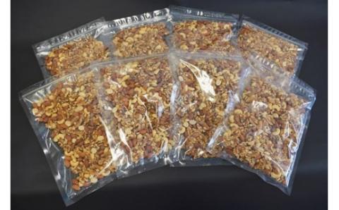 （数量限定）〈2025年 年内発送〉 【大容量】4種の無塩ミックスナッツ 4㎏（500g×8袋）アーモンド カシューナッツ マカダミアナッツ くるみ 生ナッツ 直火焙煎 おつまみ おやつ 大満足 チャック付き 美容 健康 人気 高リピート ナッツ H059-153_Dec