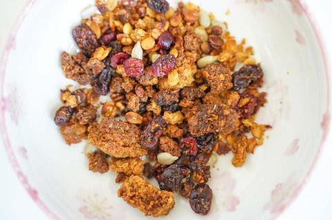 愛櫻純米本みりん（１年熟成）２本＆みりんグラノーラセット 【贈答におすすめ】 H009-038