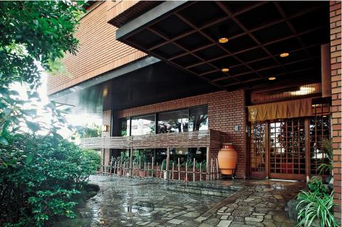 創業大正九年　日本料理小伴天“厳選”会席ペアチケット　H007-106