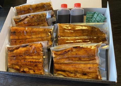 【ふるさと納税 ごちそうアワード2025 総合大賞】創業大正九年　三河一色産うなぎの炭火焼　3尾　日本料理 国産 うなぎ 鰻 ウナギ たれ ギフト 贈り物 ご褒美 簡単調理 冷蔵 蒲焼き うな重 ひつまぶし 人気 高リピート 小伴天 ESSEふるさとグランプリ金賞 H007-101