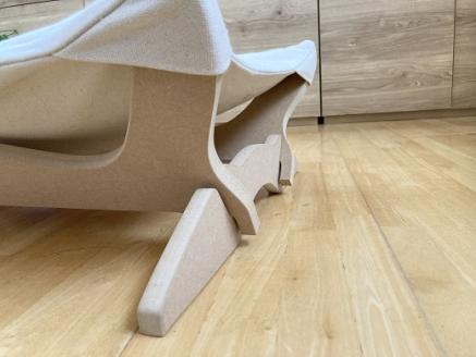 【リアルダウン使用】 プレミアム ハンモックタイプの 羽毛ペットベッド 天然鉱石配合 犬や猫が喜ぶ！ H162-035