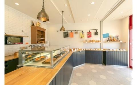 【6ヶ月定期便】異なる6種の食パンを毎月1本お届け！食べ比べができるバラエティーコース パン 定期便 食べ比べ 朝パン派 H087-010