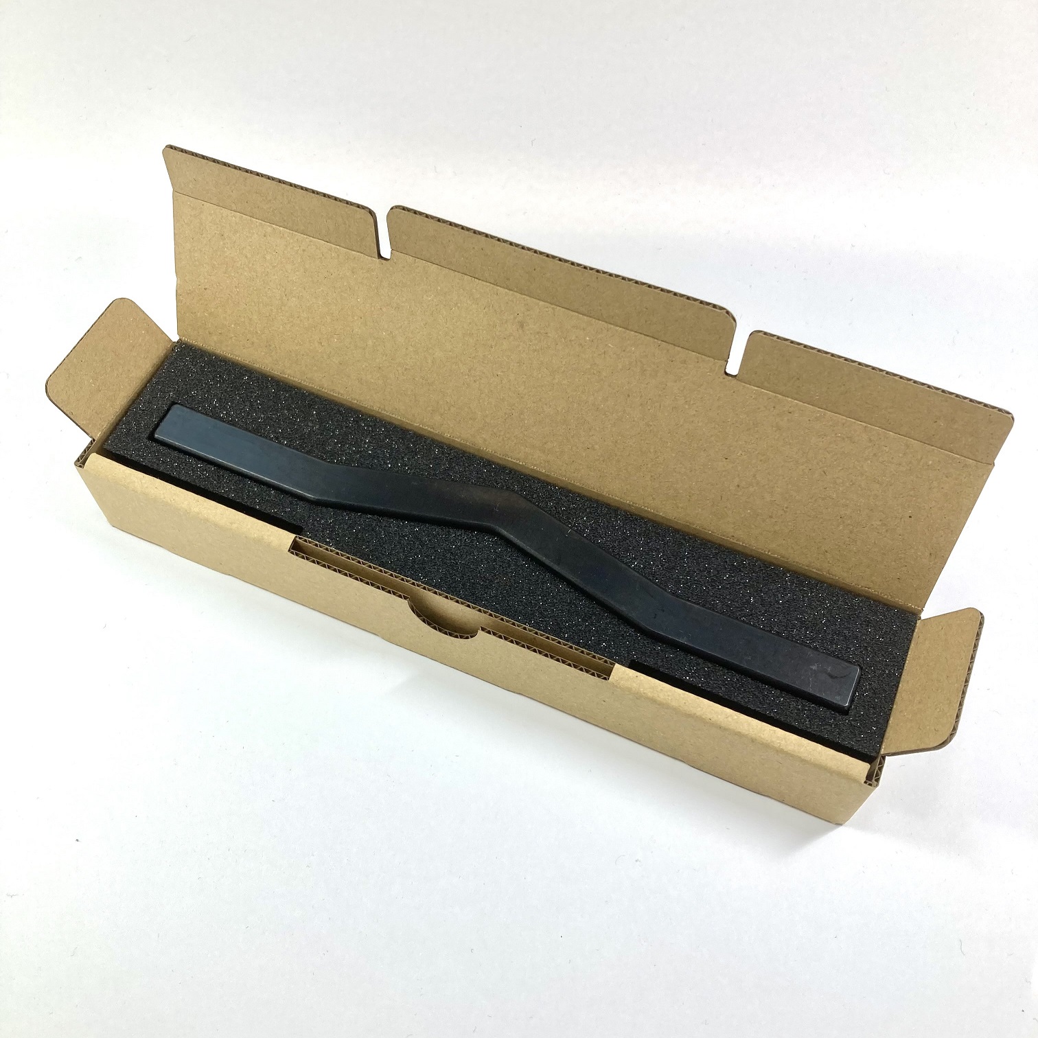 ＫＩＨＯの文鎮 学ブラック 【ＧＡＫＵ】 黒染め処理 習字道具 文鎮 学童用 ペーパーウェイト 黒 習字 シンプル 鉄 H084-034