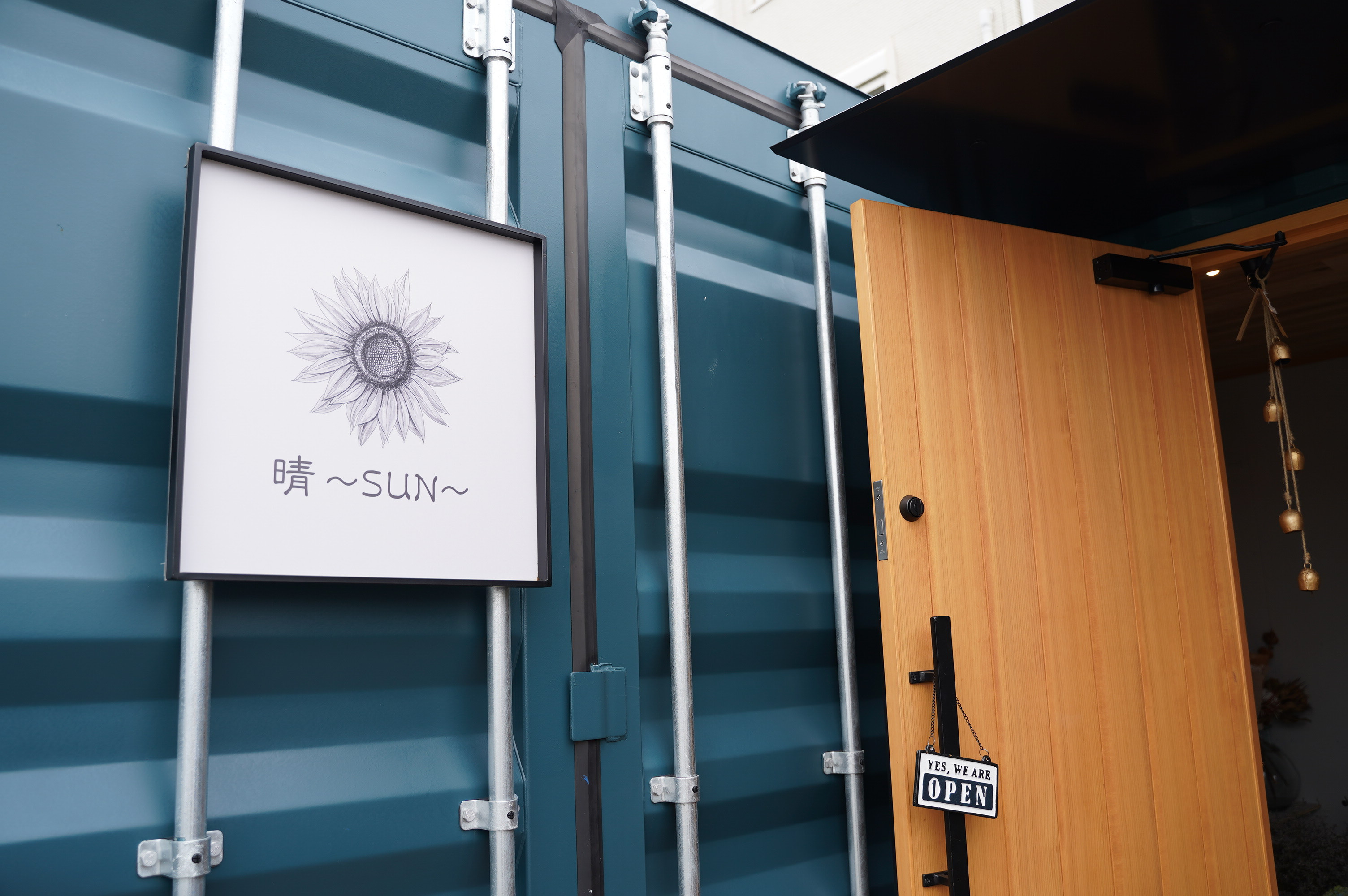 【ギフトにおすすめ】ドライフラワーブーケ ＆ こだわり自家焙煎珈琲３種 ギフト 贈り物 大切な人 花束 ドライフラワー コーヒー ドリップ H143-019