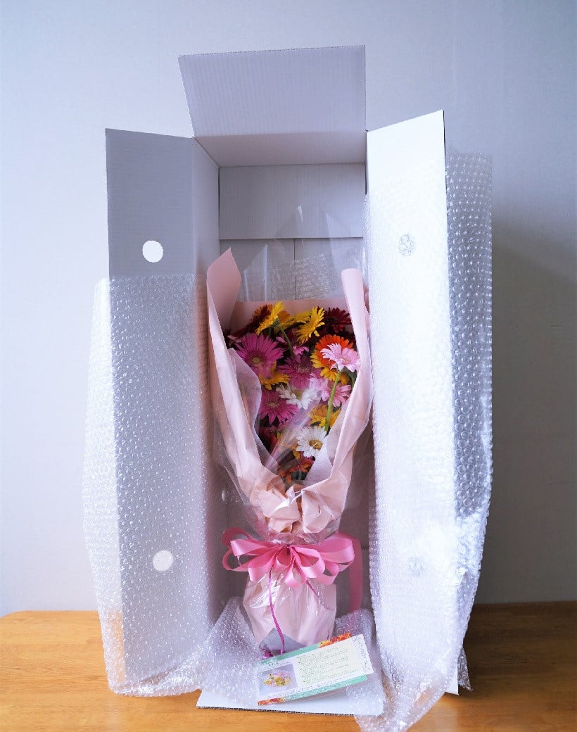 【ラッピング付】生花ガーベラミックスの花束 50本 日付指定可能 ギフト プレゼント ラッピング 産地直送 インテリア お花 フラワー ボリューム満点 H193-012