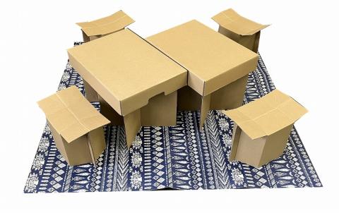 あなたの暮らしにSDGsを♪ 段ボール製テーブル・チェア「どこでもスズダイニング」　H160-007