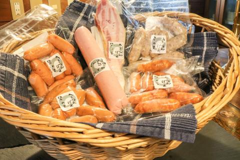 厳選三河豚ソーセージ＆ベーコン 全6種 ミニサイズ  お弁当に最適　H094-033