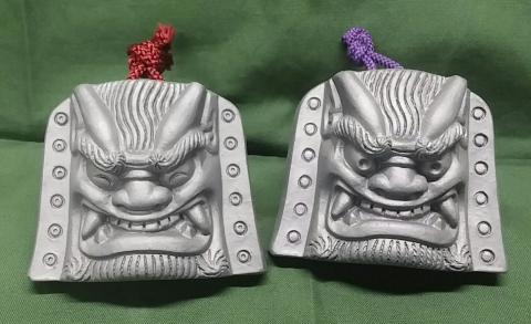 伝統工芸士の鬼師が作る守護鬼瓦シリーズ・開運守護　鬼面笑にらみ二体セットH064-026
