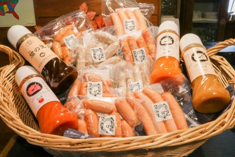 厳選三河豚ソーセージ＆ステーキソース＆ドレッシング 全12種 ミニサイズ お弁当に最適　H094-029