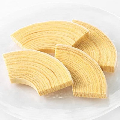 ユーハイムのバウムクーヘンとビスケットのセット