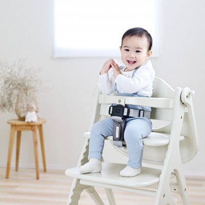 yamatoyaベビーチェア　アッフルソルベチェア　ココナッツ　セーフティチェアベルト付き