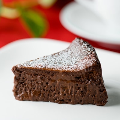 しっとりショコラ(15cm　6～8人用)【配送不可地域：離島】