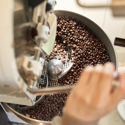 【焙煎日本一'22】スペシャルティコーヒーブレンド粉 (中挽き) ギフト 100g×3種